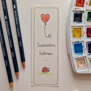 Akvarell könyvjelző - Szabadon, bátran felirattal, katicával, szívecskés léggömb motívummal - könyv & zene - könyvjelző - Meska.hu