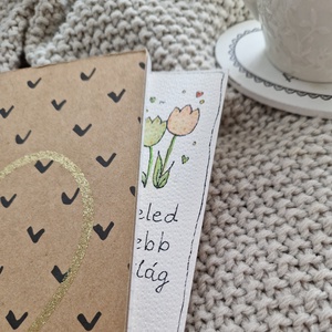 Akvarell könyvjelző - Veled szebb a világ felirattal, két tulipánnal - könyv & zene - könyvjelző - Meska.hu