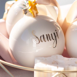 Karácsonyi feliratos üveggömb - TEJFEHÉR - karácsony - karácsonyi lakásdekoráció - karácsonyfadíszek - Meska.hu