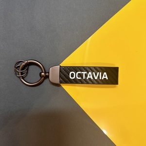 Skoda karbon kulcstartó - táska & tok - kulcstartó & táskadísz - kulcstartó - Meska.hu