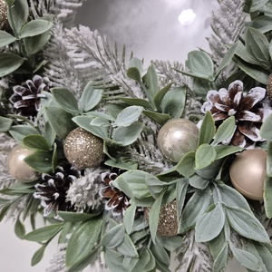 Havas elegancia  természetes karácsonyi ajtódísz - karácsony - karácsonyi lakásdekoráció - karácsonyi ajtódíszek - Meska.hu