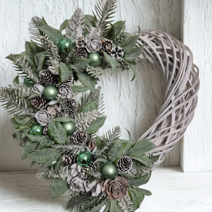 Szív alakú karácsonyi ajtódísz - Meska.hu