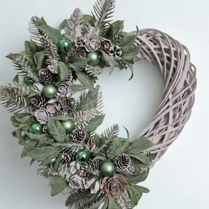 Szív alakú karácsonyi ajtódísz - karácsony - karácsonyi lakásdekoráció - karácsonyi ajtódíszek - Meska.hu