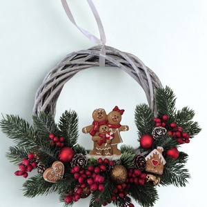 Mézeskalács család  KENDEKOR kézműves karácsonyi ajtódísz - karácsony - karácsonyi lakásdekoráció - karácsonyi ajtódíszek - Meska.hu