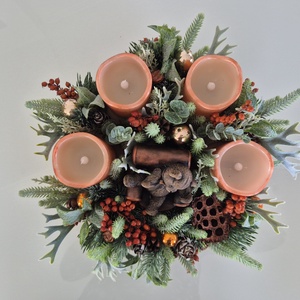 Mackós őszi-téli asztaldísz � fahéjas rezes ünnepi színekben - otthon & életmód - dekoráció - ajtó- és ablak dekoráció - ajtódísz & kopogtató - Meska.hu