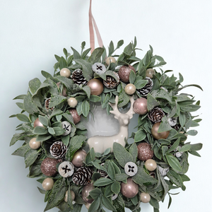 Szarvasos ajtódísz � elegáns rózsaszín téli kopogtató, 30 cm - karácsony - adventi díszek - adventi ajtódísz - Meska.hu