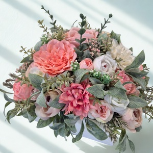 Romantikus virágos asztaldísz � pasztell elegancia - otthon & életmód - dekoráció - asztal és polc dekoráció - asztaldísz - Meska.hu