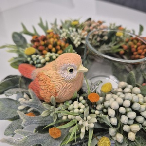 Tavaszi asztaldísz- üveg mécsestartóval, természetes hatású bogyókkal - otthon & életmód - dekoráció - asztal és polc dekoráció - asztaldísz - Meska.hu