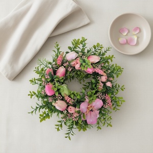 Rózsaszín tulipános tavaszi koszorú - természetes hatású, élethű virágokkal, Otthon & Életmód, Dekoráció, Ajtó- és ablak dekoráció, Ajtódísz & Kopogtató, , MESKA