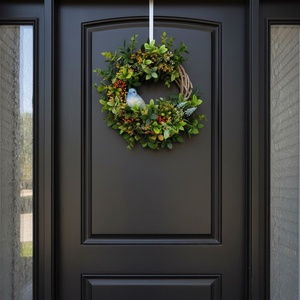 Bogyós tavaszi koszorú - kismadárral, természetes hatású ajtódísz - otthon & életmód - dekoráció - ajtó- és ablak dekoráció - ajtódísz & kopogtató - Meska.hu