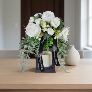 LED-es lámpás kegyeleti dísz fehér virággal, Otthon & Életmód, Vallás, Temetkezési tárgy, Sírdísz, kegyeleti dísz, , MESKA