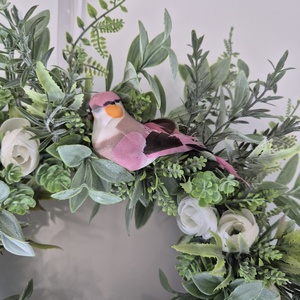 Virágos koszorú kismadárral- természetes hatású, élethű - otthon & életmód - dekoráció - ajtó- és ablak dekoráció - ajtódísz & kopogtató - Meska.hu