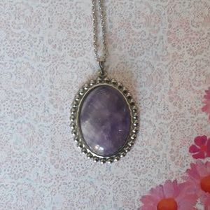 Amethyst - nemesacél alapú ásvány nyaklánc, Ékszer, Nyaklánc, Medálos nyaklánc, Ékszerkészítés, MESKA