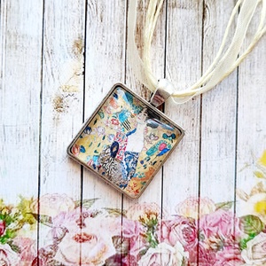 Klimt nő legyezővel üveglencsés nyaklánc, Ékszer, Nyaklánc, Hosszú nyaklánc, Ékszerkészítés, MESKA