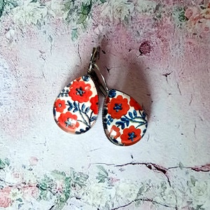 Tűzpiros - nemesacél alapú üveglencsés fülbevaló, Ékszer, Fülbevaló, Lógó csepp fülbevaló, Ékszerkészítés, MESKA