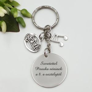 Ajándék énektanároknak ballagásra, pedagógusnapra, tanév végére - Gravírozott szöveges ballagási kulcstartó 2., Táska & Tok, Kulcstartó & Táskadísz, Kulcstartó, Gravírozás, pirográfia, MESKA