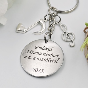 Ajándék énektanároknak ballagásra, pedagógusnapra, tanév végére - Gravírozott szöveges ballagási kulcstartó 3. - táska & tok - kulcstartó & táskadísz - kulcstartó - Meska.hu