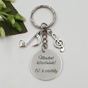 Ajándék énektanároknak ballagásra, pedagógusnapra, tanév végére - Gravírozott szöveges ballagási kulcstartó 3., Táska & Tok, Kulcstartó & Táskadísz, Kulcstartó, Gravírozás, pirográfia, MESKA