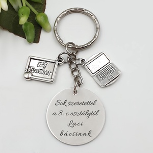 Ajándék informatikatanároknak ballagásra, pedagógusnapra, tanév végére - Gravírozott szöveges ballagási kulcstartó 2., Táska & Tok, Kulcstartó & Táskadísz, Kulcstartó, Gravírozás, pirográfia, MESKA