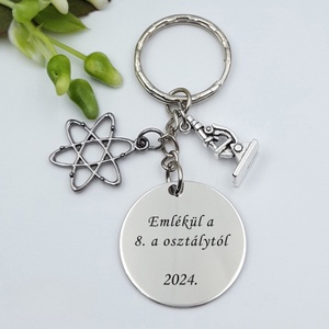 Ajándék kémiatanároknak ballagásra, pedagógusnapra, tanév végére - Gravírozott szöveges ballagási kulcstartó 2., Táska & Tok, Kulcstartó & Táskadísz, Kulcstartó, Gravírozás, pirográfia, MESKA