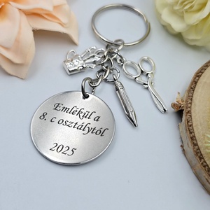 Ajándék technikatanároknak ballagásra, pedagógusnapra, tanév végére - Gravírozott szöveges ballagási kulcstartó 2. - táska & tok - kulcstartó & táskadísz - kulcstartó - Meska.hu