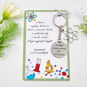 Kémia tanároknak ajándék ballagásra, pedagógusnapra, tanév végére - Gravírozott ballagási kulcstartó ajándékkártyán, Táska & Tok, Kulcstartó & Táskadísz, Kulcstartó, Gravírozás, pirográfia, MESKA