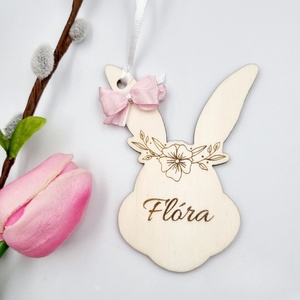 Gravírozott fa húsvéti nyuszi egyedi névvel. Húsvéti ajándék gyerekeknek., Ünnepi díszek, dekorációk, Húsvéti díszek és dekorációk, Húsvéti tojásfadíszek, Gravírozás, pirográfia, MESKA