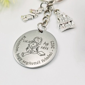 Óvó néninek ajándék pedagógusnapra, tanév végére - Gravírozott grafikás ballagási kulcstartó  2_02. (kislányos minta) - táska & tok - kulcstartó & táskadísz - kulcstartó - Meska.hu