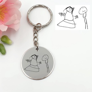 Gyerekrajzos kulcstartó - saját rajzzal (kör medál lánccal), Táska & Tok, Kulcstartó & Táskadísz, Kulcstartó, Gravírozás, pirográfia, MESKA