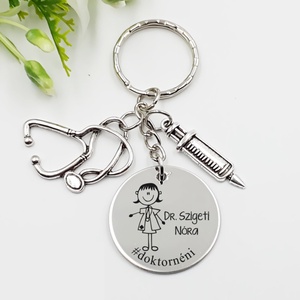 Doktornőnek ajándék - orvosnő kulcstartó grafikával, egyedi névvel, felirattal, Táska & Tok, Kulcstartó & Táskadísz, Kulcstartó, Gravírozás, pirográfia, MESKA