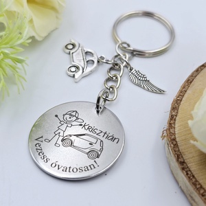 Sofőröknek, autósoknak ajándék - autós kulcstartó grafikával, egyedi névvel, felirattal - táska & tok - kulcstartó & táskadísz - kulcstartó - Meska.hu