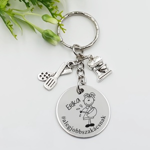Szakácsnőnek ajándék - szakácsnő kulcstartó grafikával, egyedi névvel, felirattal, Táska & Tok, Kulcstartó & Táskadísz, Kulcstartó, Gravírozás, pirográfia, MESKA