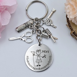 Fodrásznak ajándék - fodrásznő kulcstartó grafikával, egyedi névvel, felirattal, Táska & Tok, Kulcstartó & Táskadísz, Kulcstartó, Gravírozás, pirográfia, MESKA