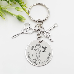 Fodrásznak ajándék - férfi fodrász kulcstartó grafikával, egyedi névvel, felirattal, Táska & Tok, Kulcstartó & Táskadísz, Kulcstartó, Gravírozás, pirográfia, MESKA