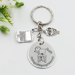 Informatikusnak ajándék - informatikus kulcstartó grafikával, egyedi névvel, felirattal, Táska & Tok, Kulcstartó & Táskadísz, Kulcstartó, Gravírozás, pirográfia, MESKA
