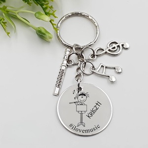 Zenésznek ajándék - zenésztanárnő kulcstartó grafikával, egyedi névvel, felirattal - Meska.hu