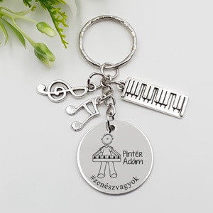 Zenésznek ajándék - zenész kulcstartó grafikával, egyedi névvel, felirattal, Táska & Tok, Kulcstartó & Táskadísz, Kulcstartó, Gravírozás, pirográfia, MESKA