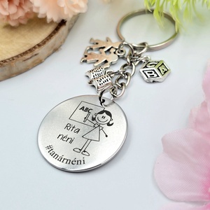 Tanárnőnek ajándék - tanárnő kulcstartó grafikával, egyedi névvel, felirattal - táska & tok - kulcstartó & táskadísz - kulcstartó - Meska.hu