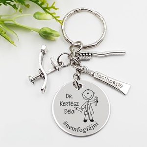 Fogorvosnak ajándék - fogorvos kulcstartó grafikával, egyedi névvel, felirattal, Táska & Tok, Kulcstartó & Táskadísz, Kulcstartó, Gravírozás, pirográfia, MESKA