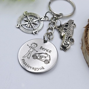 Taxisnak ajándék - taxis kulcstartó grafikával, egyedi névvel, felirattal - táska & tok - kulcstartó & táskadísz - kulcstartó - Meska.hu