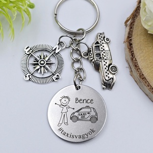 Taxisnak ajándék - taxis kulcstartó grafikával, egyedi névvel, felirattal, Táska & Tok, Kulcstartó & Táskadísz, Kulcstartó, Gravírozás, pirográfia, MESKA