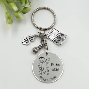 Főnöknek ajándék - főnök kulcstartó grafikával, egyedi névvel, felirattal, Táska & Tok, Kulcstartó & Táskadísz, Kulcstartó, Gravírozás, pirográfia, MESKA