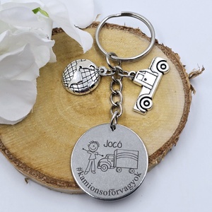 Kamionsofőrnek ajándék - kamionos kulcstartó grafikával, egyedi névvel, felirattal, Táska & Tok, Kulcstartó & Táskadísz, Kulcstartó, Gravírozás, pirográfia, MESKA