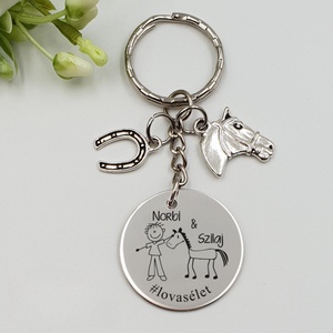 Lovasoknak ajándék - lovas kulcstartó grafikával, egyedi névvel, felirattal, Táska & Tok, Kulcstartó & Táskadísz, Kulcstartó, Gravírozás, pirográfia, MESKA