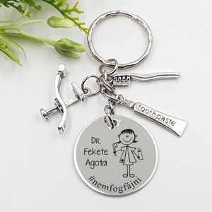 Fogorvosnőnek ajándék - fogorvosnő kulcstartó grafikával, egyedi névvel, felirattal, Táska & Tok, Kulcstartó & Táskadísz, Kulcstartó, Gravírozás, pirográfia, MESKA