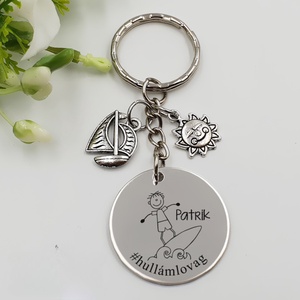 Szörfösnek ajándék - szörfös kulcstartó grafikával, egyedi névvel, felirattal, Táska & Tok, Kulcstartó & Táskadísz, Kulcstartó, Gravírozás, pirográfia, MESKA