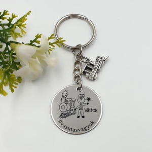 Vasutasnak ajándék - vasutas kulcstartó grafikával, egyedi névvel, felirattal, Táska & Tok, Kulcstartó & Táskadísz, Kulcstartó, Gravírozás, pirográfia, MESKA