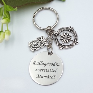 Ballagási ajándék diákoknak, ajándék ballagásra - Gravírozott ballagási kulcstartó végzősöknek 1., Táska & Tok, Kulcstartó & Táskadísz, Kulcstartó, Gravírozás, pirográfia, MESKA