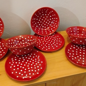 Piros pöttyös tányér szett, 8 darabos - otthon & életmód - konyhafelszerelés, tálalás - tálalás - tányér & étkészlet - Meska.hu