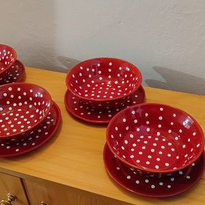 Piros pöttyös tányér szett, 8 darabos - otthon & életmód - konyhafelszerelés, tálalás - tálalás - tányér & étkészlet - Meska.hu